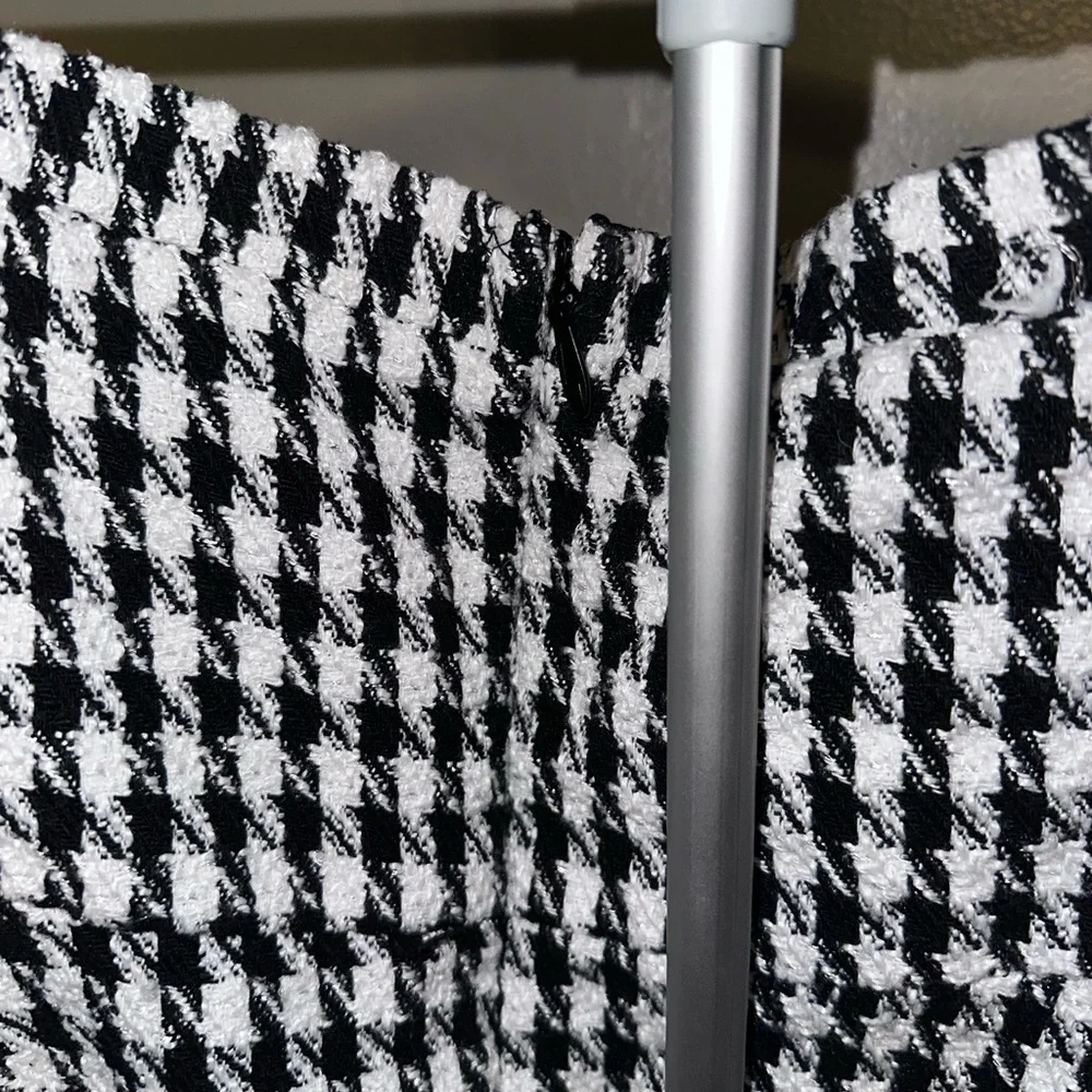 RNWY Black and White Skirt - Picture 4 of 7